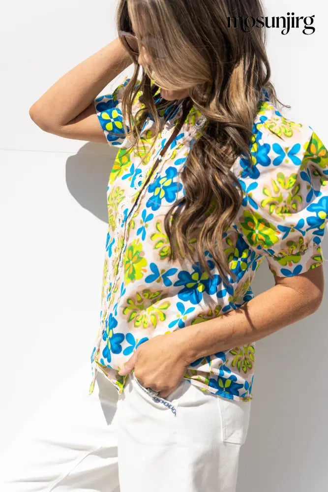 Hard To Forget Blouse - Lime / Blue